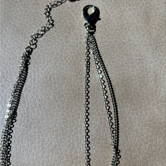 Elegant gold and Blue Layered Necklace - Picture 3 of 3